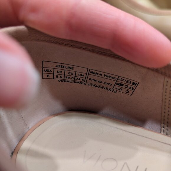 Vionic Beige and Pink Flats - Picture 5 of 5